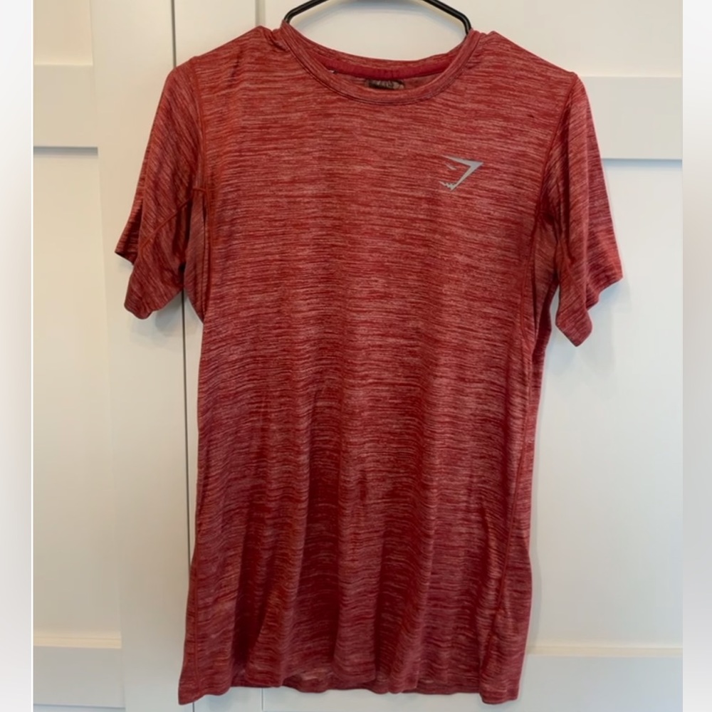 Mens gymshark fitted gym shirt dri fit like material